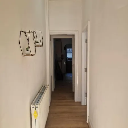 3br House In Peaceful Residential Area In Barrow-in-Furness