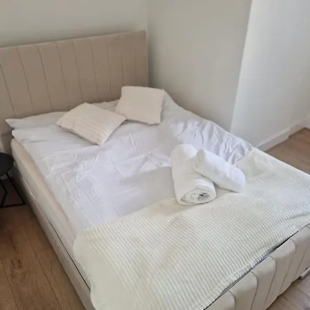 3br House In Peaceful Residential Area In Apartamento Barrow-in-Furness