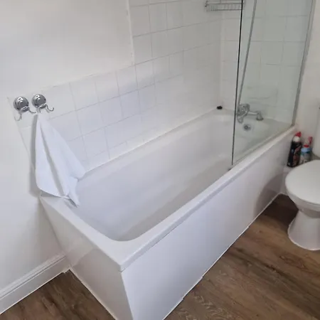 Apartamento 3br House In Peaceful Residential Area In Barrow-in-Furness
