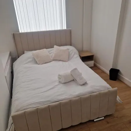 3br House In Peaceful Residential Area In *