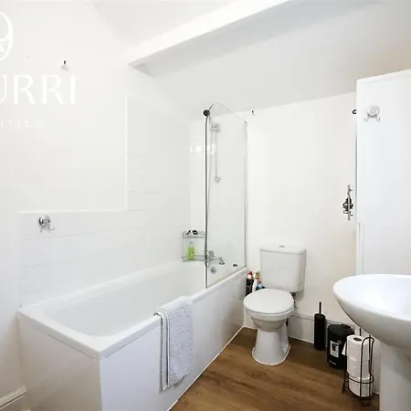 3br House In Peaceful Residential Area In *