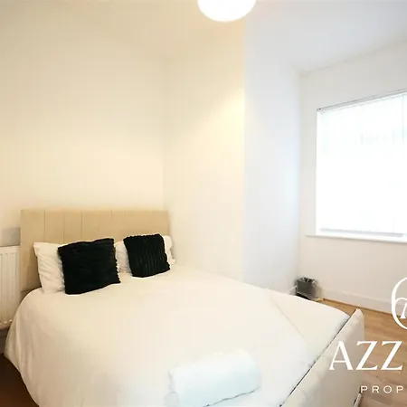 3br House In Peaceful Residential Area In Apartment *