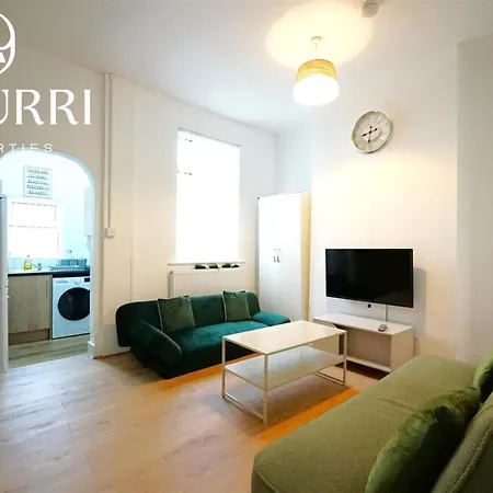 3br House In Peaceful Residential Area In Barrow-in-Furness